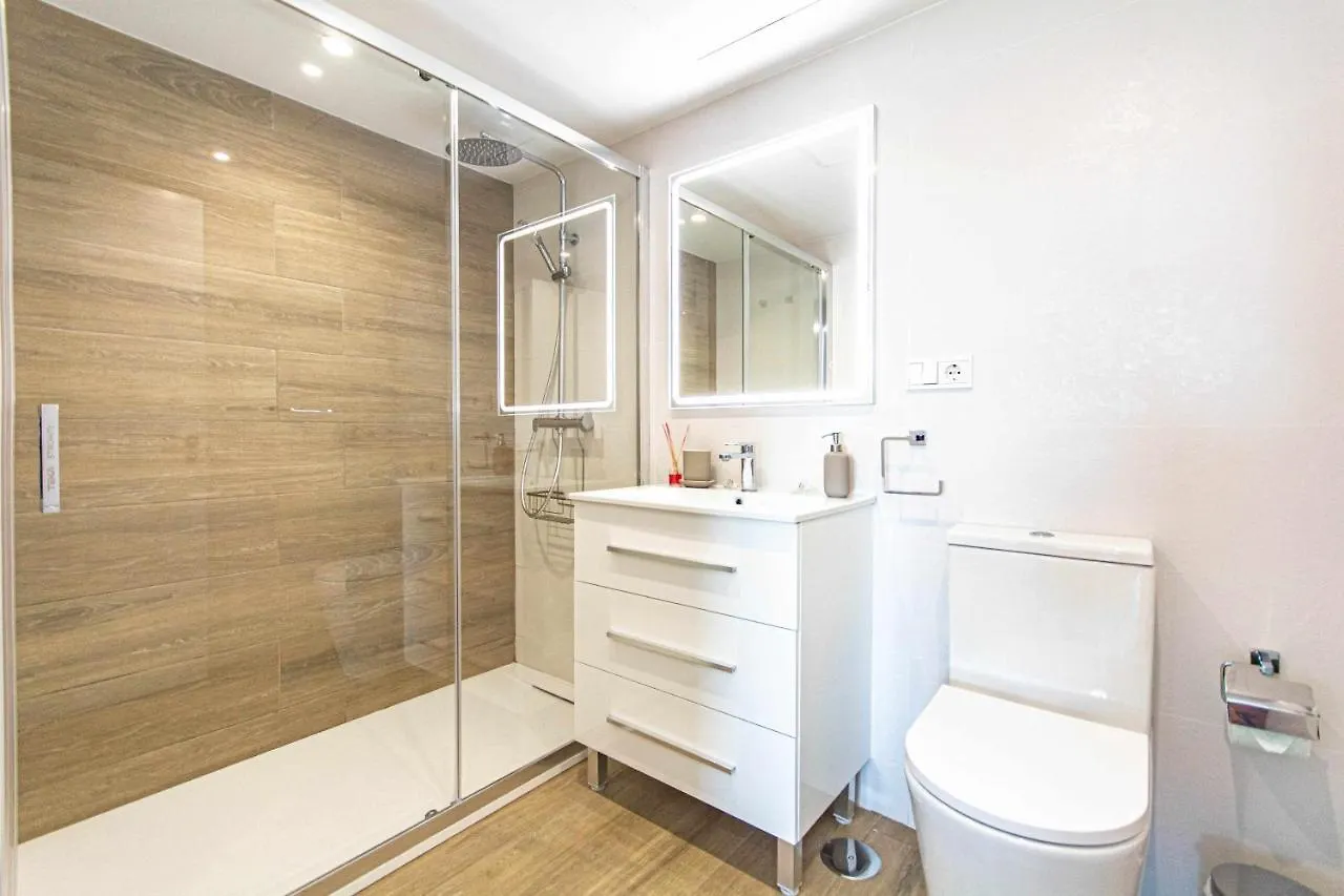 Lejlighed Lisasol Apartamento Nuevo Con Vistas Al Mar Málaga